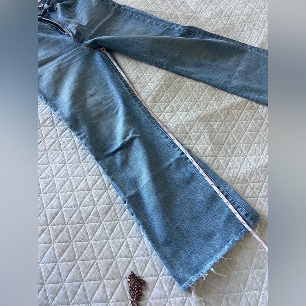 Levi’s Ribcage crop flare button fly Blue Denim Jeans - Picture 3 of 16